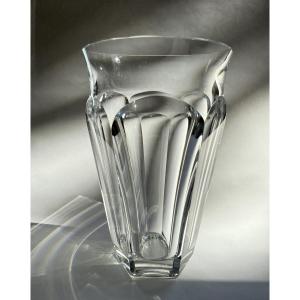 Baccarat, Hexalobed Harcourt Model Crystal Vase From The 1950s - Signed
