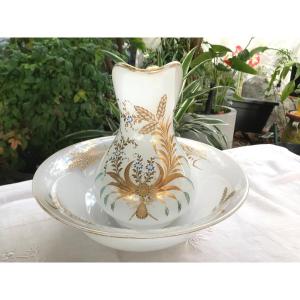 Toilet Pitcher