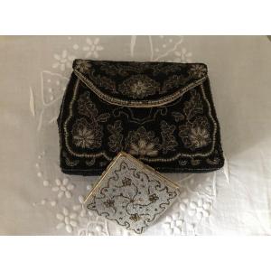 Pearl Pouch And Compact