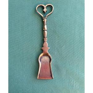 Couvot Shovel 