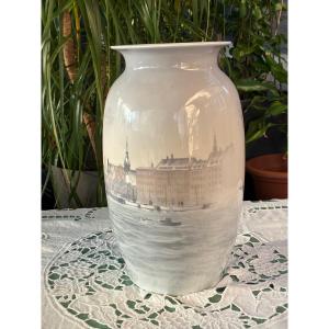 Royal Copenhagen Vase 