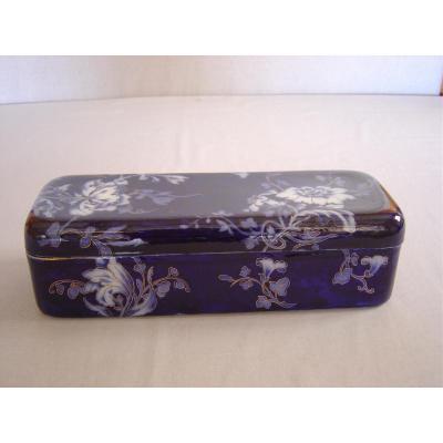 Boite En Porcelaine 