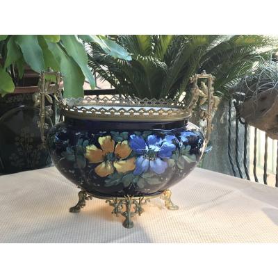 Jardiniere En Porcelaine 