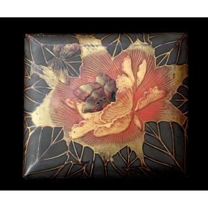 Japan Meiji Period : "lacquer Box With Peony And Butterflies"