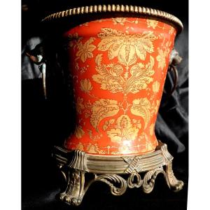 China XXe Century : "large Porcelain Cache-pot Mounted In Bronze"