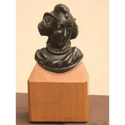 Small Bust In Iron Cast Neo-renaissance