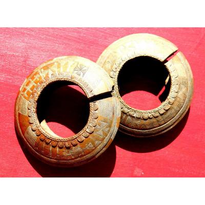 "pair Of African Bracelets In Bronze"