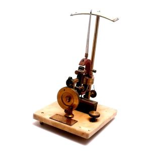 Astatic Suspension Galvanometer - "magnetic Tester"