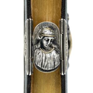 Heures Nouvelles Illustrées - Neo-gothic Binding With Gilt Silver Silverwork Decoration