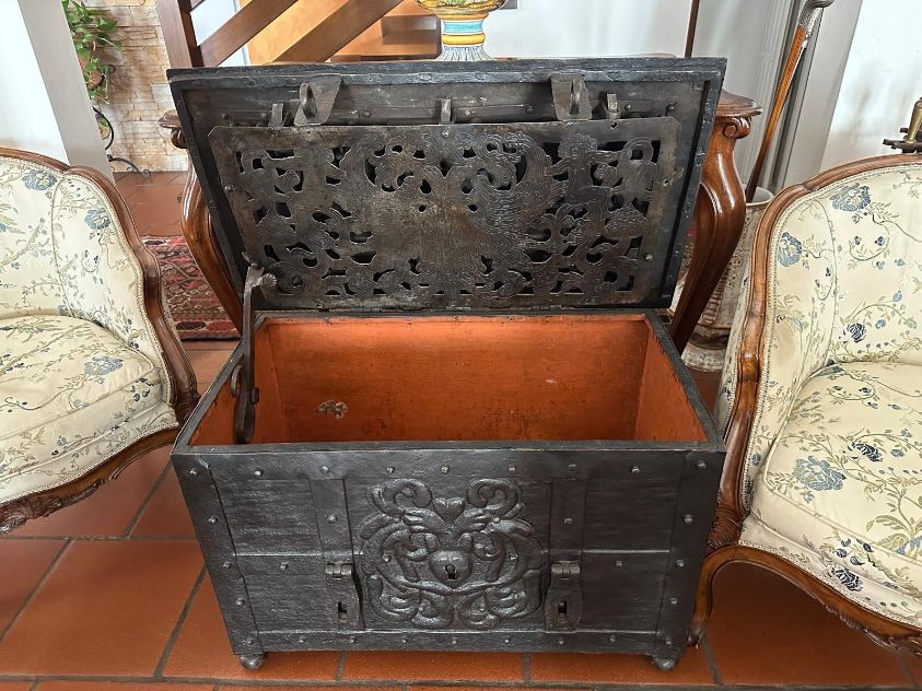 Cassa in ferro  del 1600 -photo-2