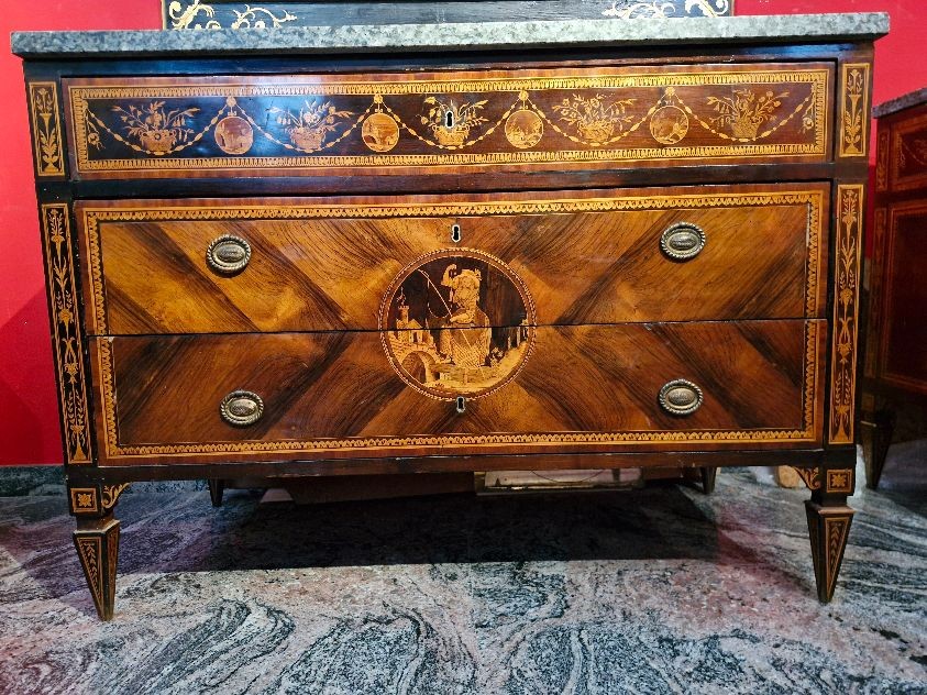 COPPIA DI CASSETTONI NEOCLASSICI CON PIANO IN MARMO-photo-3