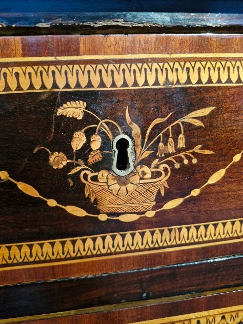 COPPIA DI CASSETTONI NEOCLASSICI CON PIANO IN MARMO-photo-3