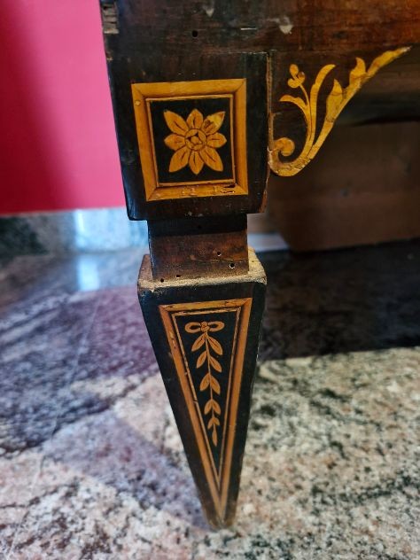 COPPIA DI CASSETTONI NEOCLASSICI CON PIANO IN MARMO-photo-7