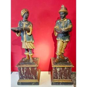 Sculture di servitori mori nella Venezia del XVIII secolo
