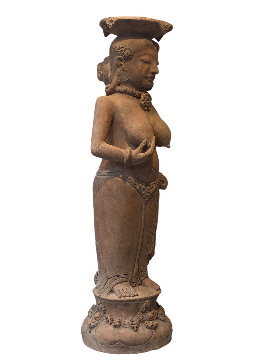 Majapahit, Giava, Figura Femminile in Terracotta, XIV-XV sec