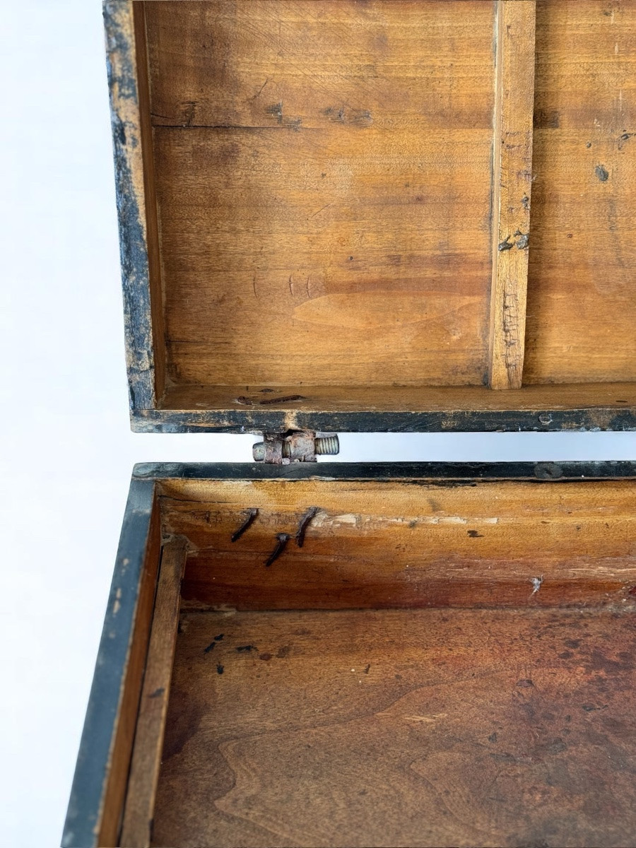 Baule giapponese in legno annerito, Gatto di fortuna – Periodo Meiji,  XIX sec-photo-3