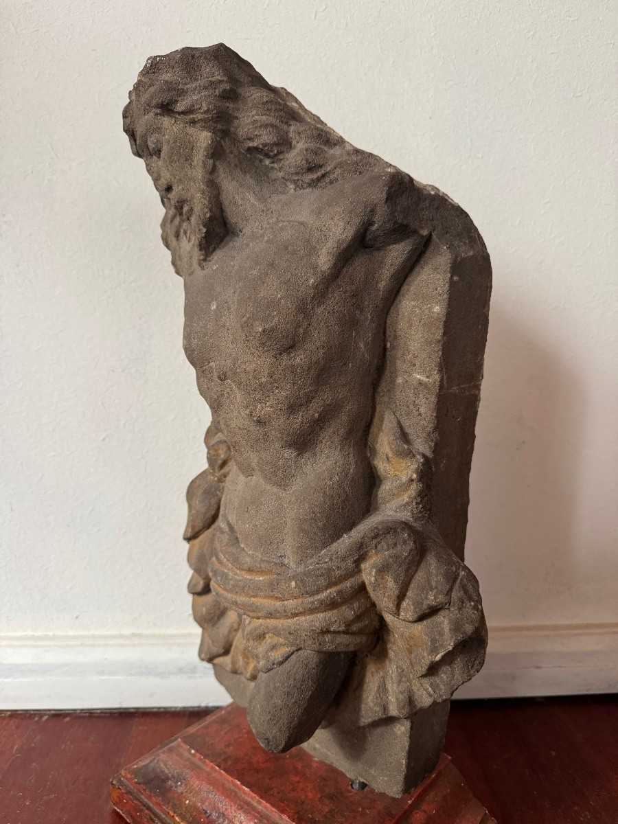 Frammento Cristo in pietra con tracce di policromia - Italia centrale XVII sec. -photo-4