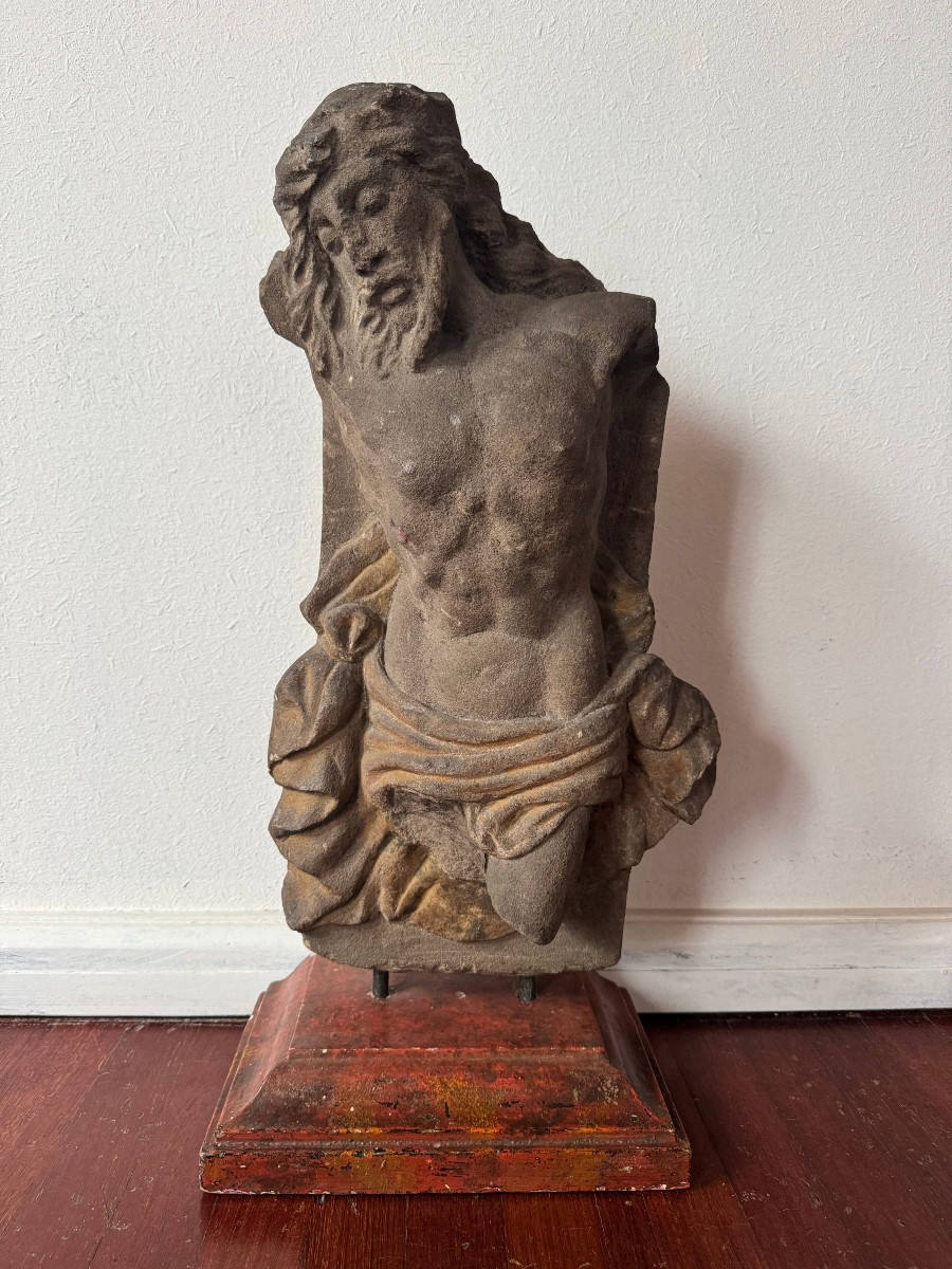 Frammento Cristo in pietra con tracce di policromia - Italia centrale XVII sec. 