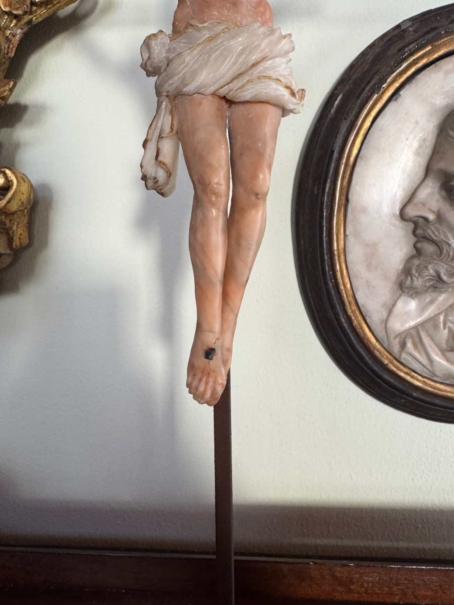 Cristo in alabastro rosa.XVIII secolo-photo-4
