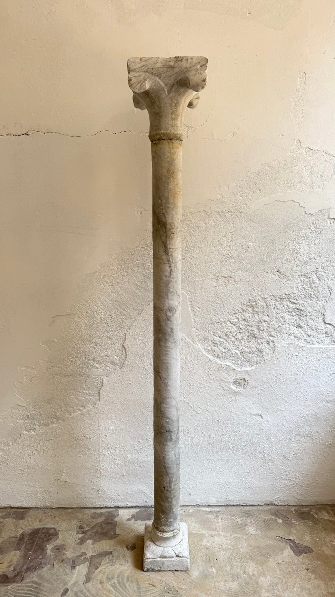 Colonna in marmo - XV secolo. Italia -photo-2