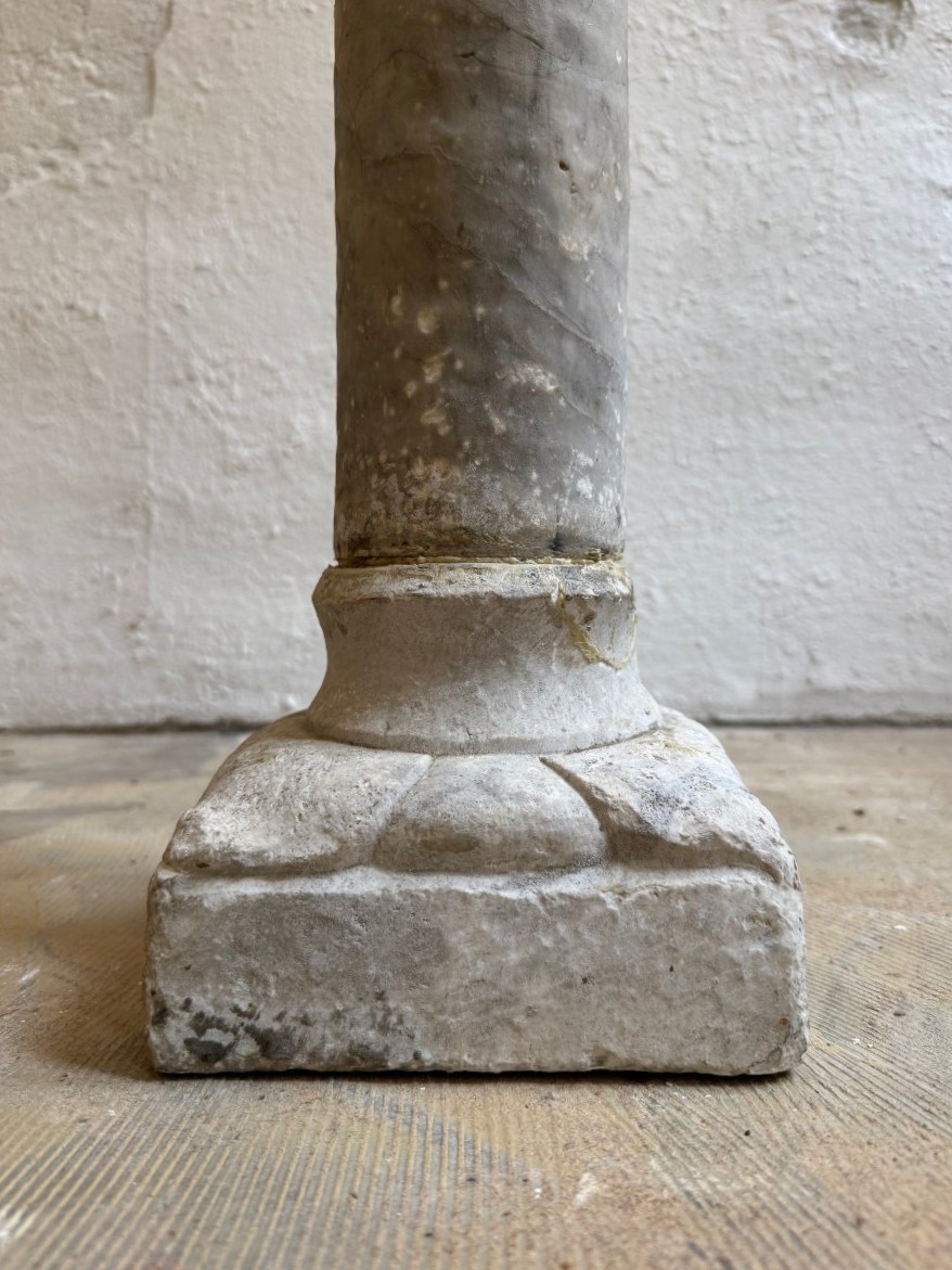 Colonna in marmo - XV secolo. Italia -photo-6