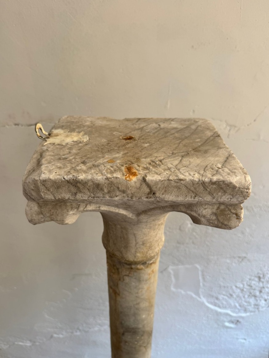 Colonna in marmo - XV secolo. Italia -photo-8