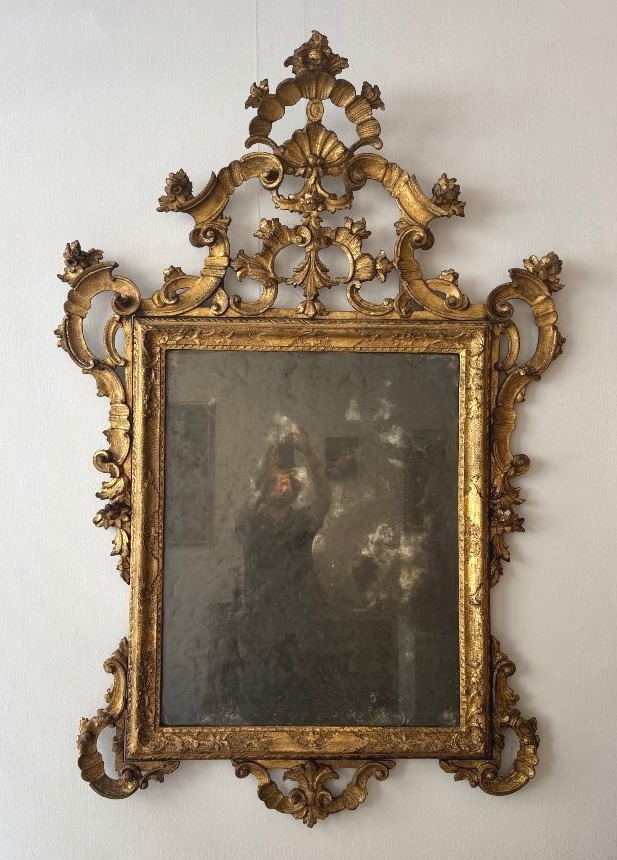 Specchiera veneziana in legno dorato - XVIII secolo