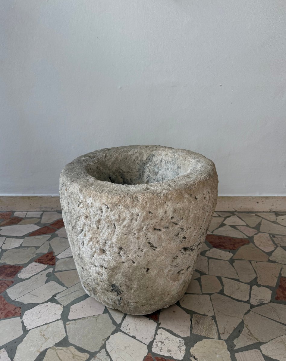 Grande mortaio in pietra - XVII secolo. Italia -photo-2