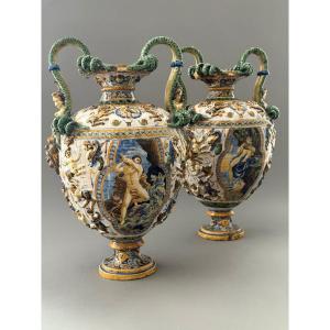 Coppia di vasi in maiolica - Napoli XIX secolo