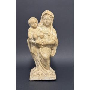 Scultura italiana (emiliana)  in marmo raffigurante Madonna con Bambino  - XVI secolo