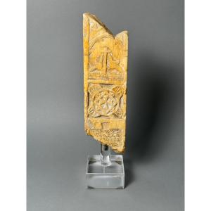 Frammento architettonico in marmo - XV secolo