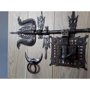 Very Beautiful Lock With South Indian Lock Late 19th Century