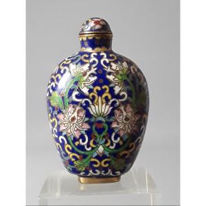Jolie Petite Tabatiere Chinese Cloisonné