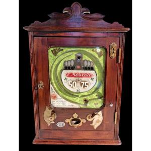 The Wonderful 1910 Slot Machine