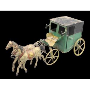 Horse-drawn Carriage 1890 / Old Toy
