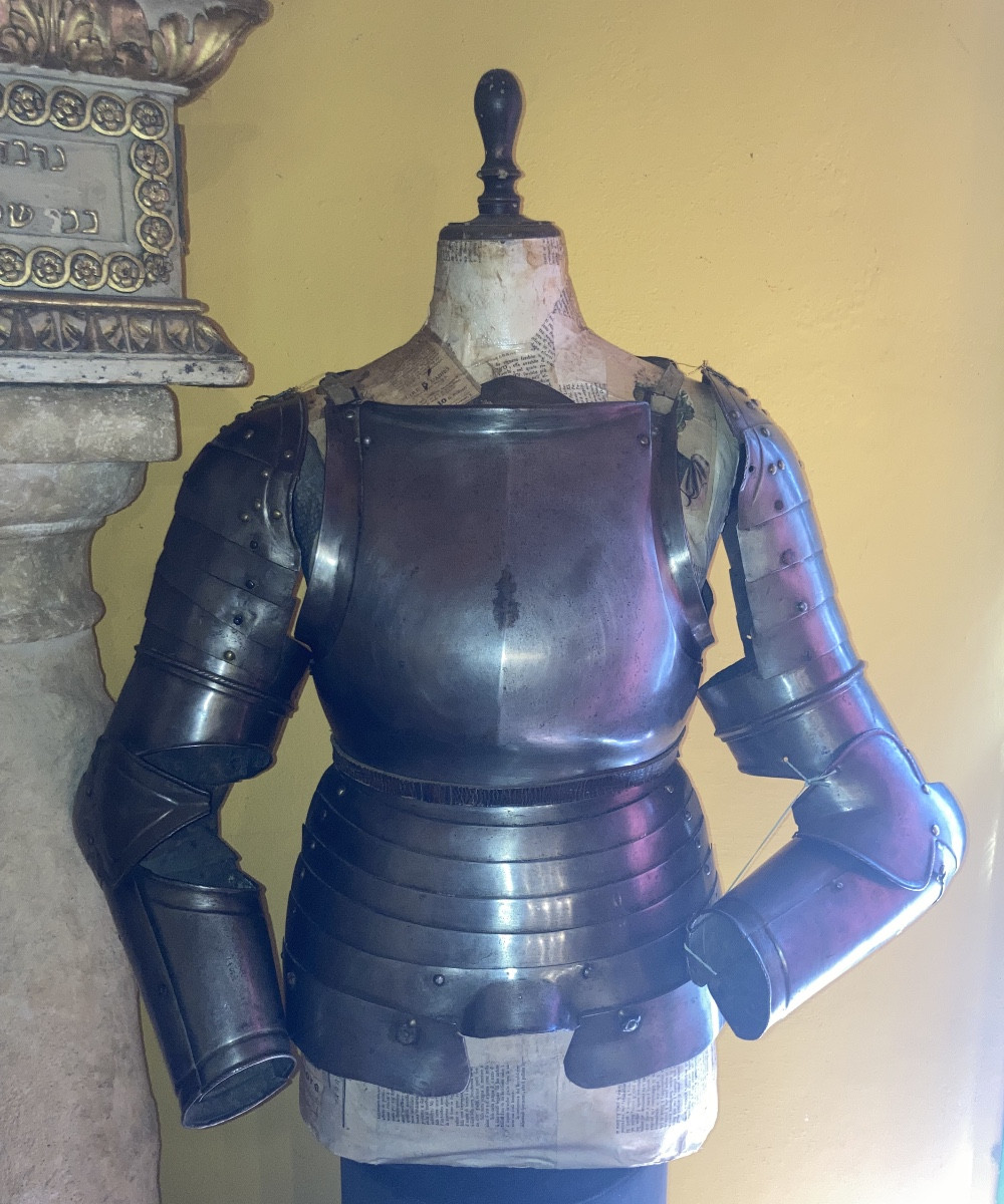 Bella mezza armatura da uomo d’ arme circa 1520