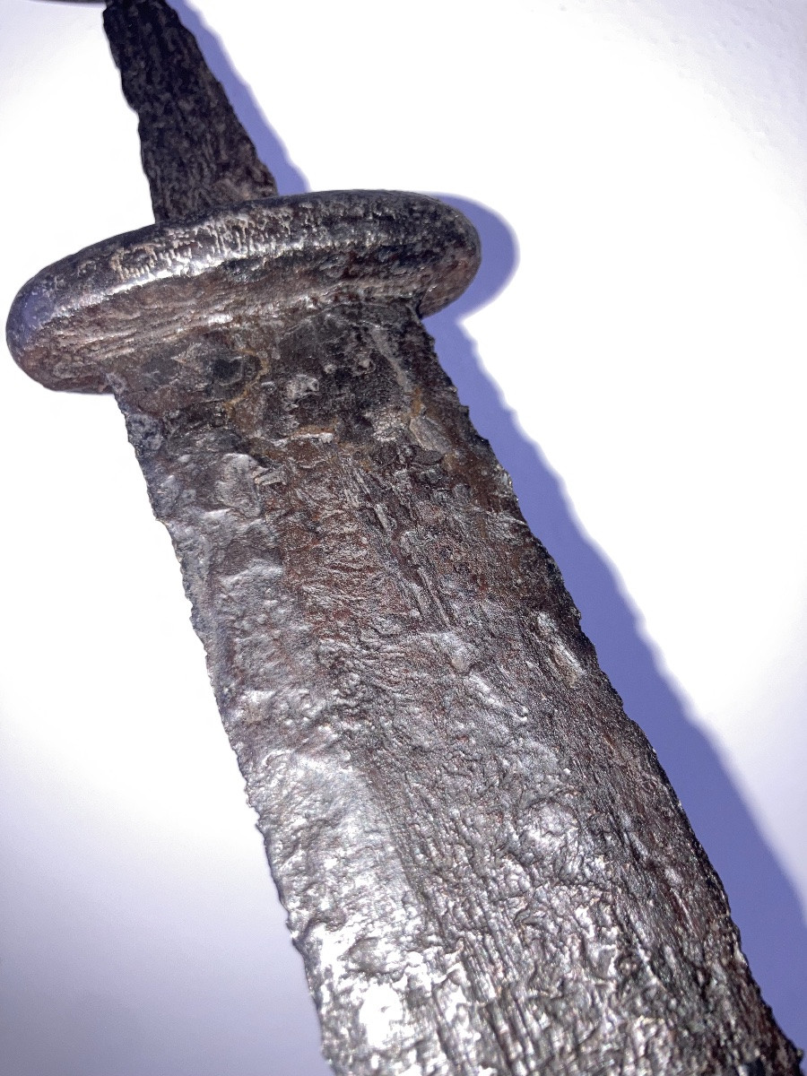 Rara spada Vikinga con resti di decorazione -photo-2