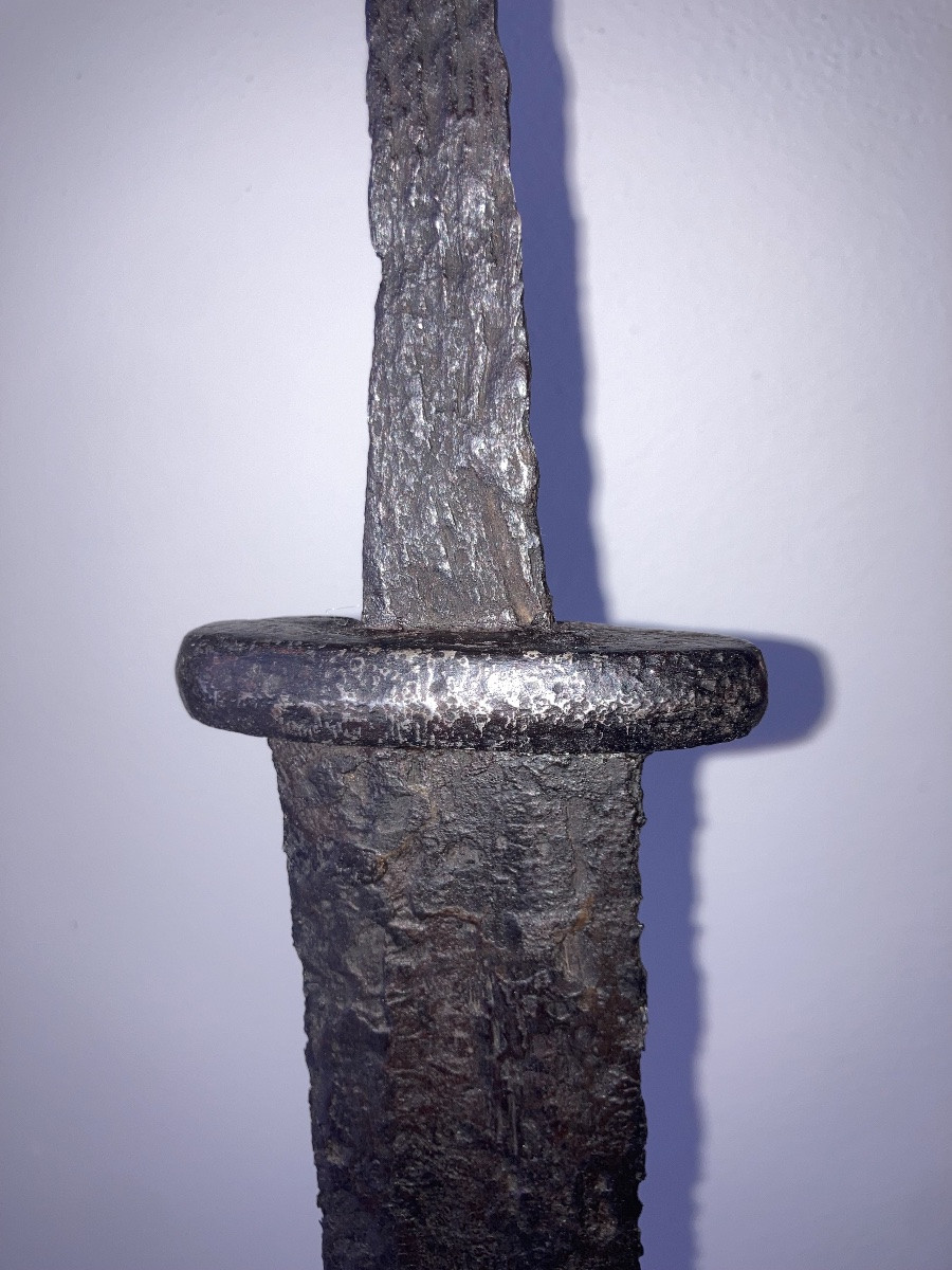 Rara spada Vikinga con resti di decorazione -photo-1