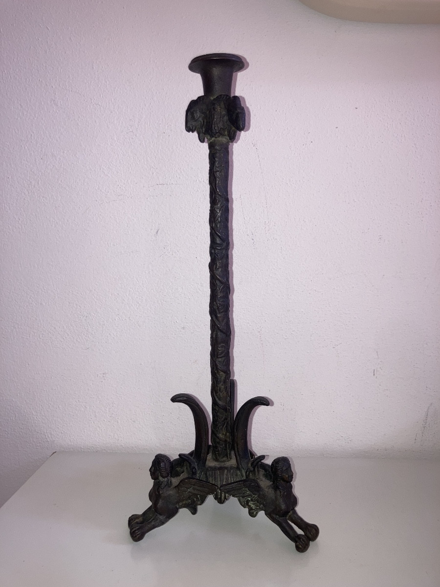 Candeliere in bronzo del XIX secolo 