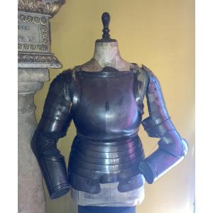 Bella mezza armatura da uomo d’ arme circa 1520