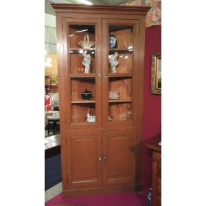 Corner Cabinet Showcase