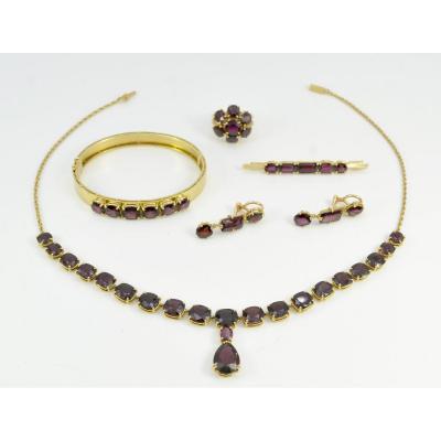 Set In Gold And Garnets, France Early 20th Century