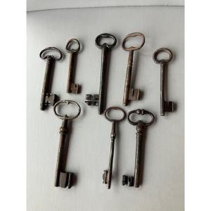 Keys. Seven Wrought Iron Keys, Dating From The 17th And 18th Centuries.