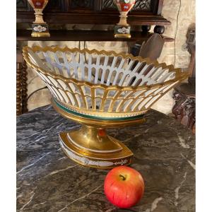 Large Openwork Porcelain Cup, First Half Of The XIX Eme Century