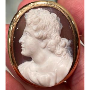 Cameo In The Antique Profile Of A Young Man Mounted On A Brooch From The 19th Century