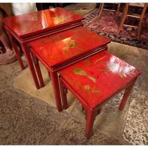 Set Of Three Red And Gold Lacquer Nesting Tables, China, Mid-20th Century