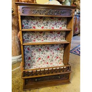 Estanier Provençal, Walnut Wall Shelf, Early 19th Century