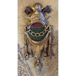 18th Century Gilded Wood With The Coat Of Arms Of Saint Peter