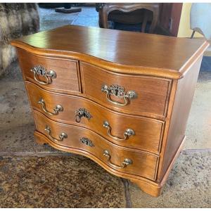 Early 20th Century Walnut Doll's Or Child's Chest Of Drawers