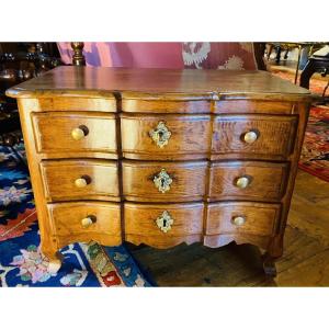 Diminutive Of An 18th-century Oak Crossbow-shaped Chest Of Drawers